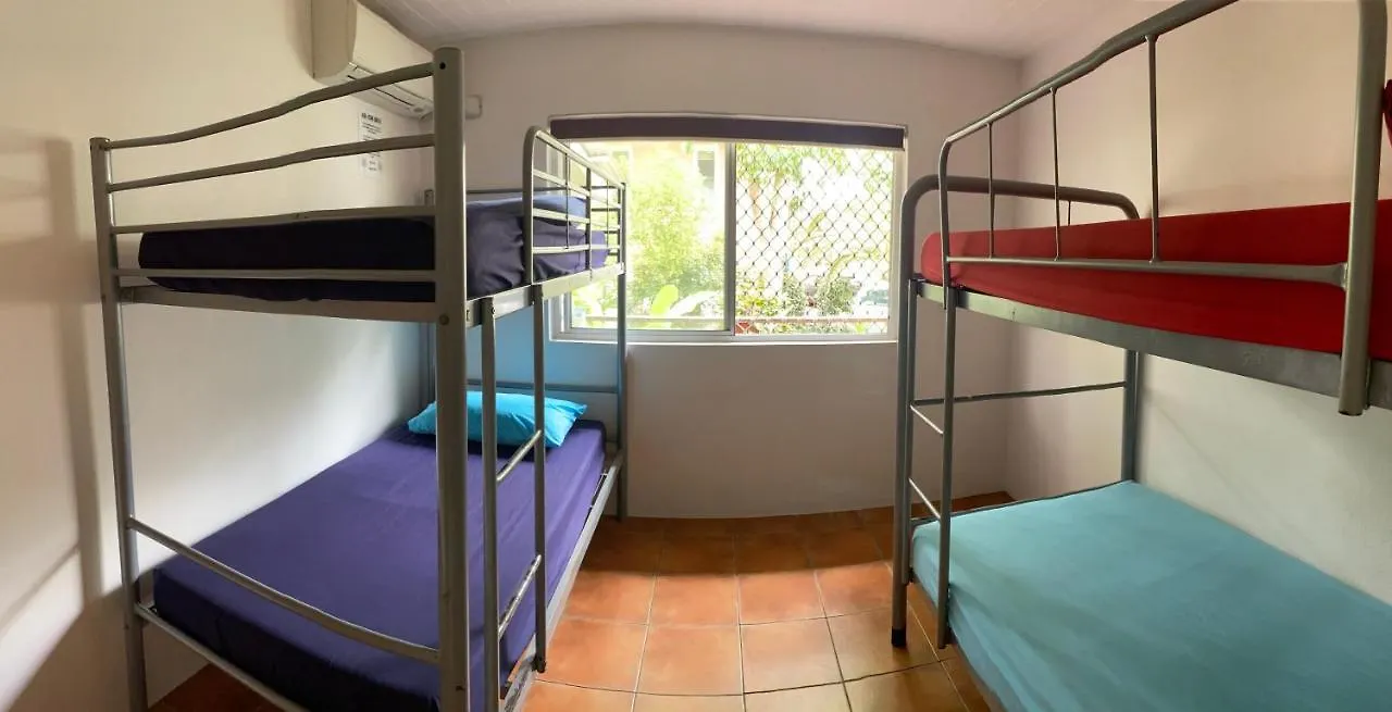 Albergue Dolphins Backpackers Sunshine Beach